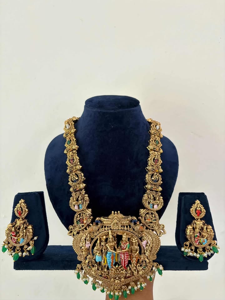 Gold coin necklace