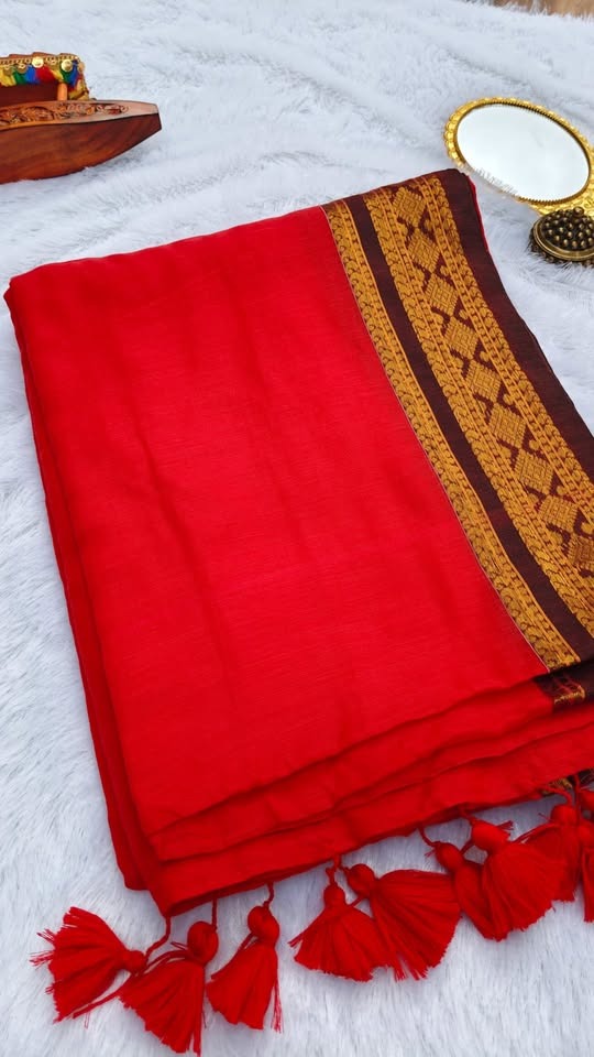 VeeV Aura — Onam collection product photo