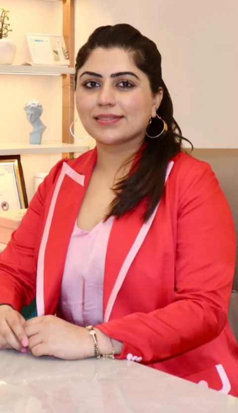 Dr. Neha Khuraana, one of the top women skin experts in India