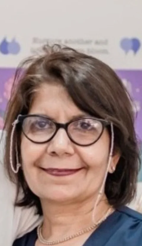 Dr. Sonia Tekchandani, one of the top women skin experts in India